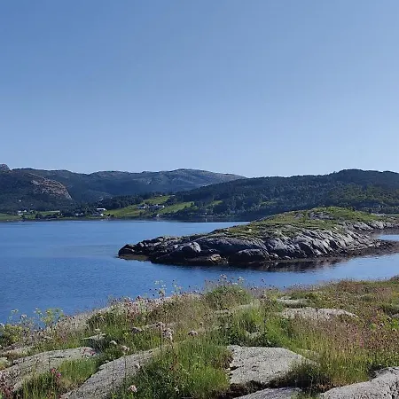 Solbakken Holiday home